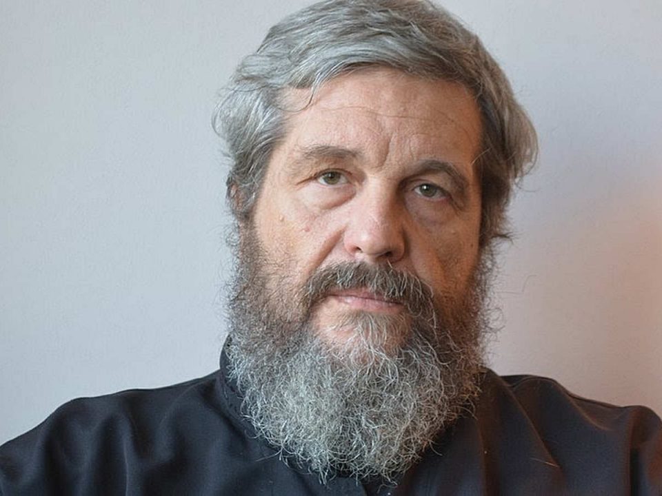 p Nikolaos Loudovikos