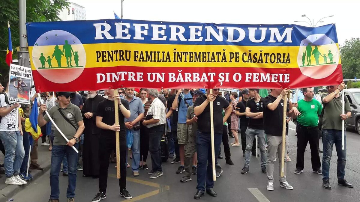 Marșul normalității